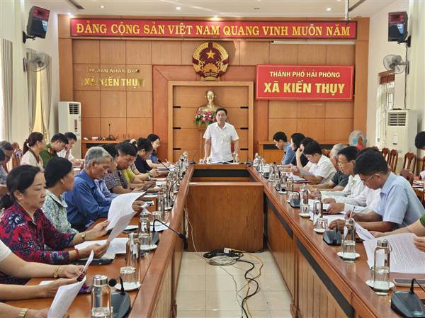Họp thống nhất việc thành lập Ban quản lý di tích lịch sử - văn hóa xã