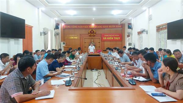 HỘI NGHỊ PHÚC TRA NGUỒN TUYỂN QUÂN THÁNG 10/2025 VÀ XÉT DUYỆT NGUỒN KHÁM SƠ TUYỂN SỨC KHOẺ NGHĨA VỤ QUÂN SỰ NĂM 2026 