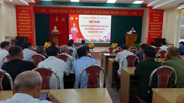 XÃ KIẾN THỤY TỔ CHỨC HỘI NGHỊ TUYÊN TRUYỀN NGHỊ QUYẾT ĐẠI HỘI ĐẢNG BỘ XÃ LẦN THỨ I, NHIỆM KỲ 2025-2030