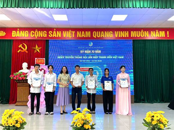 XÃ KIẾN THỤY KỶ NIỆM 70 NĂM NGÀY TRUYỀN THỐNG HỘI LIÊN HIỆP THANH NIÊN VIỆT NAM
