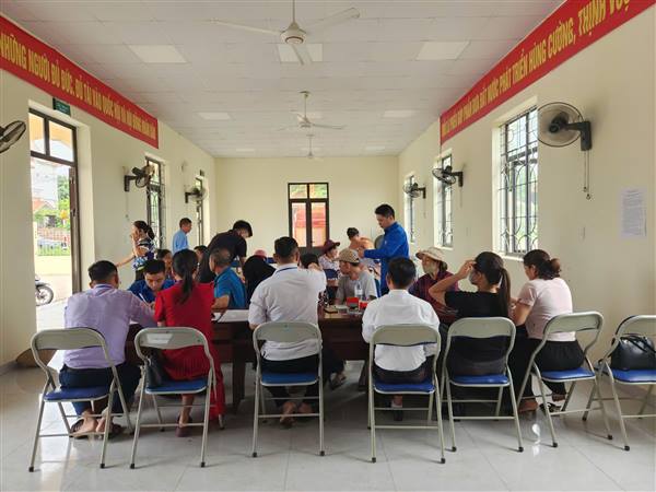 Trung tâm Phục vụ hành chính công xã Kiến Thụy tổ chức chương trình “Hành chính lưu động”