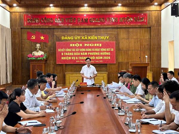 ĐẢNG ỦY XÃ KIẾN THỤY TỔ CHỨC HỘI NGHỊ SƠ KẾT 6 THÁNG ĐẦU NĂM CÔNG TÁC XÂY DỰNG ĐẢNG VÀ HOẠT ĐỘNG BAN CÔNG TÁC 35