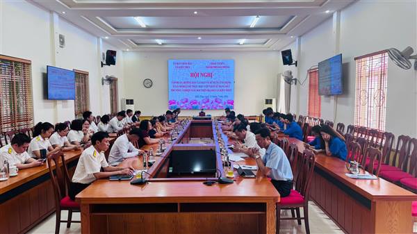Xã Kiến Thụy: Tổ chức hội nghị hướng dẫn cài đặt và sử dụng ứng dụng eTax Mobile