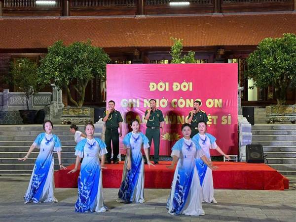 LẮNG SÂU TRI ÂN TRONG CHƯƠNG TRÌNH VĂN NGHỆ ĐẶC BIỆT KỶ NIỆM 79 NĂM NGÀY THƯƠNG BINH - LIỆT SĨ 