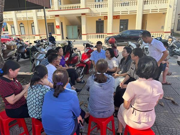 LÃNH ĐẠO XÃ KIẾN THỤY KIỂM TRA CÔNG TÁC KHÁM SỨC KHỎE TOÀN DÂN TẠI TRẠM Y TẾ XÃ KIẾN THỤY (UBND XÃ THANH SƠN CŨ)