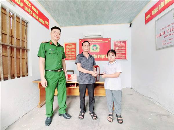 Một em nhỏ - Hành động lớn, nghĩa tử cao đẹp