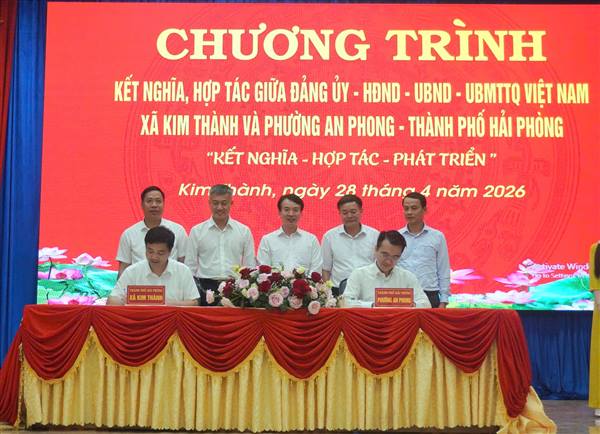 Phường An Phong và xã Kim Thành ký kết chương trình kết nghĩa, hợp tác toàn diện