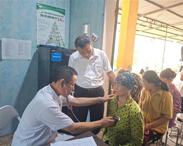 Kim Thành tổ chức khám sức khỏe định kỳ, sàng lọc miễn phí cho Nhân dân