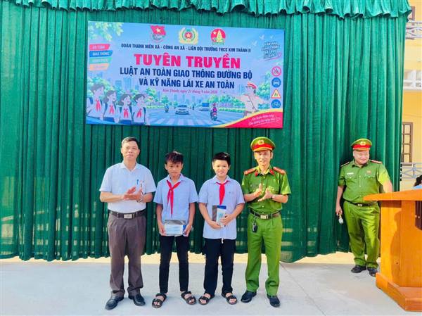 Kim Thành II: Tuyên truyền Luật an toàn giao thông, trang bị kỹ năng lái xe an toàn cho học sinh