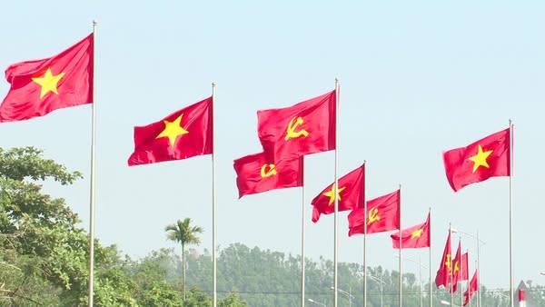 Phường Kinh Môn phát huy phong trào Toàn dân treo cờ Tổ quốc tham gia bảo vệ môi trường, tổng vệ sinh môi trường chào mừng kỷ niệm 80 năm Quốc Khánh (02/9/1945 - 02/9/2025).
