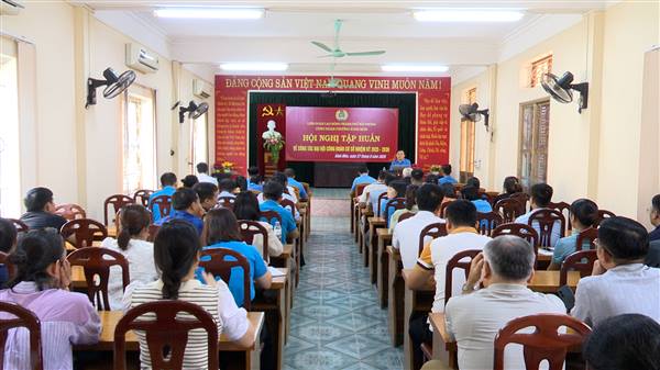 Tập huấn công tác tổ chức Đại hội công đoàn cơ sở nhiệm kỳ 2025-2030