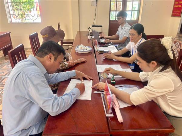 Phường Kinh Môn Tạo thuận lợi cho người dân với mô hình hành chính công lưu động
