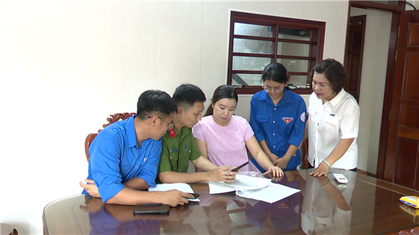Phường Kinh Môn ra quân “Chiến dịch mùa hè số cùng VNEID”, đồng hành cùng Nhân dân thực hiện Đề án 06