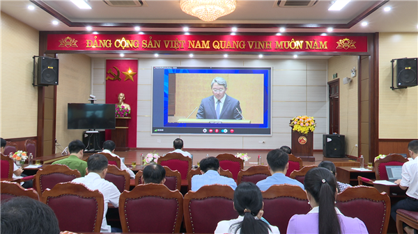 Phường Kinh Môn tham dự Hội nghị toàn quốc sơ kết 1 năm 6 tháng triển khai thực hiện Nghị quyết số 57