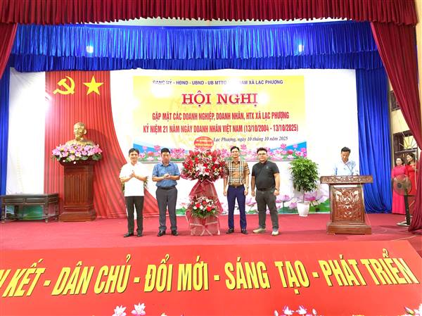 Đảng ủy - HĐND- UBND - Ủy ban MTTQ xã tổ chức gặp mặt các doanh nghiệp, doanh nhân tiêu biểu nhân kỉ niệm Ngày doanh nhân Việt Nam 13/10