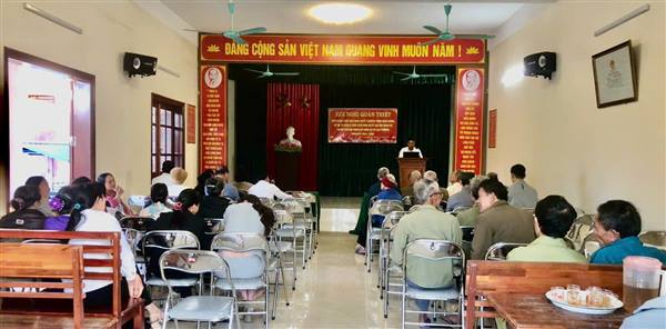 Đảng ủy xã Lạc Phượng quán triệt Nghị quyết Đại hội Đảng bộ các cấp nhiệm kỳ 2025 - 2030 cho đảng viên chi bộ thôn Như Lâm và Tân Hợp