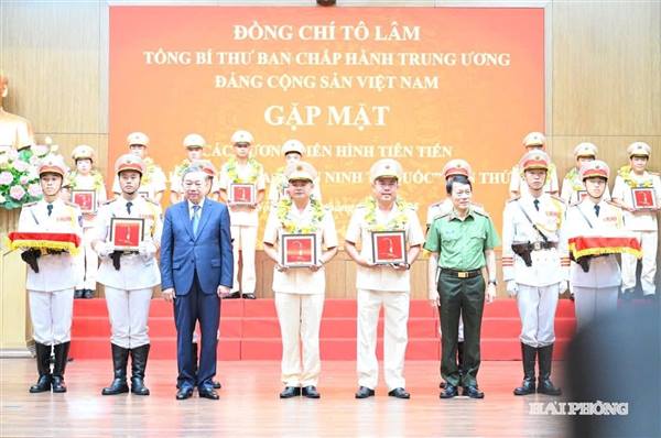 Khắc tinh của tội phạm công nghệ cao