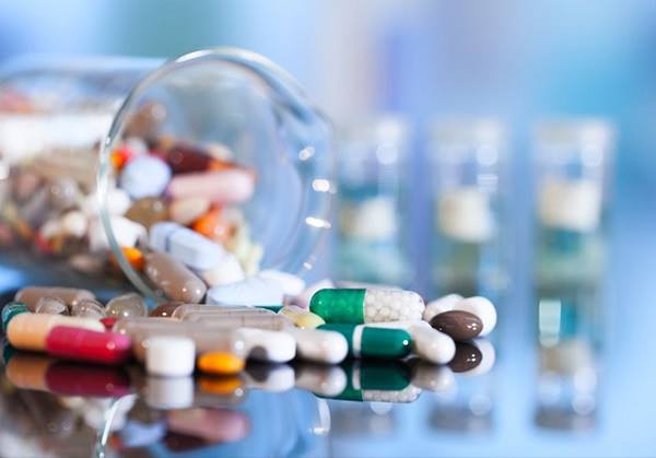 Xã Lạc Phượng siết chặt kiểm tra, ngăn chặn tình trạng buôn bán hàng giả hoặc quảng cáo sai sự thật đối với dược liệu