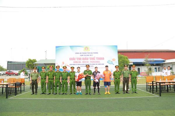 Cụm thi đua số 7 khai mạc giải thể thao chào mừng 80 năm Ngày truyền thống lực lượng An ninh nhân dân