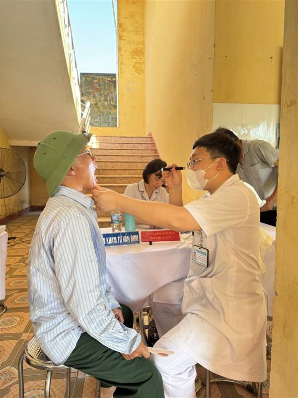 Xã Lạc Phượng tập trung cao độ, quyết tâm hoàn thành chiến dịch khám sức khỏe cho người cao tuổi và người yếu thế năm 2026