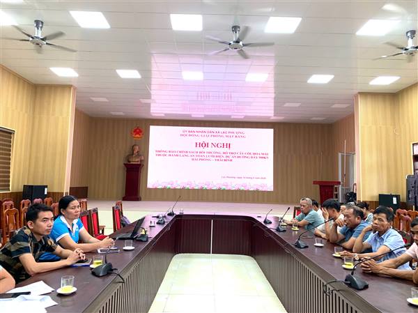 Hội đồng GPMB xã Lạc Phượng tổ chức hội nghị thông báo chính sách bồi thường, hỗ trợ cây cối hoa màu thuộc hành lang an toàn lưới điện dự án đường dây 500KV Hải Phòng - Thái Bình