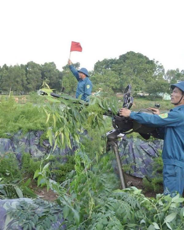 BAN CHỈ HUY QUÂN SỰ XÃ LẠC PHƯỢNG ĐẨY MẠNH TUYÊN TRUYỀN VỀ CÔNG TÁC PHÒNG KHÔNG NHÂN DÂN