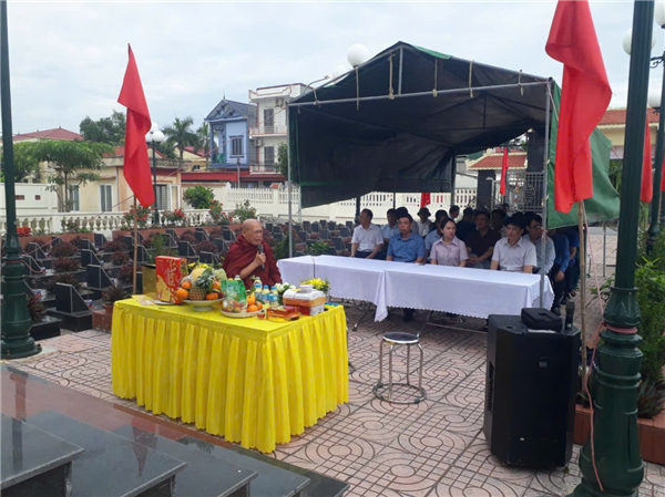 BAN CHỈ ĐẠO 515, UBND XÃ LẠC PHƯỢNG VÀ BAN CHỈ HUY QUÂN SỰ XÃ TỔ CHỨC LỄ ĐỘNG THỔ LẤY MẪU HÀI CỐT LIỆT SĨ TẠI NGHĨA TRANG LIỆT SĨ PHƯỢNG KỲ, NGHĨA TRANG LIỆT SĨ QUANG TRUNG.