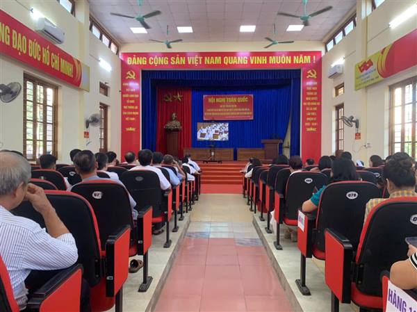 Xã Lai Khê tham gia điểm cầu trực tuyến quán triệt và triển khai thực hiện các Nghị quyết của Bộ Chính trị