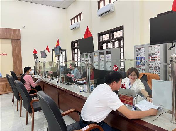 Xã Lai Khê, thành phố Hải Phòng triển khai mô hình “Ngày thứ 5 không hẹn” trong giải quyết thủ tục hành chính