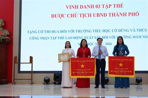 Lai Khê tuyên dương, khen thưởng ngành giáo dục và đào tạo năm học 2025- 2026