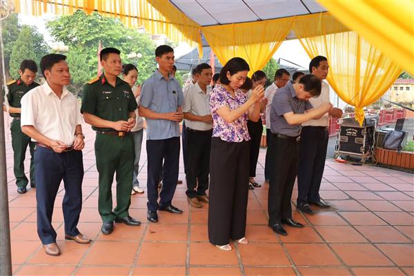 Lai Khê tổ chức lấy mẫu ADN hài cốt liệt sĩ tại các nghĩa trang liệt sĩ trên địa bàn xã