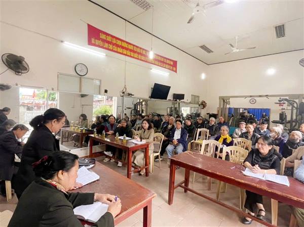 PHÓ BÍ THƯ THƯỜNG TRỰC ĐẢNG ỦY PHƯỜNG DỰ SINH HOẠT CHI BỘ TỔ DÂN PHỐ SỐ 69 THÁNG 11/2025