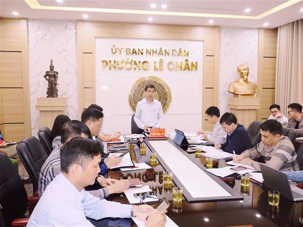 UBND PHƯỜNG LÊ CHÂN HỌP TRIỂN KHAI TIẾN ĐỘ BẦU CỬ TỔ TRƯỞNG TỔ DÂN PHỐ NHIỆM KỲ 2025–2028