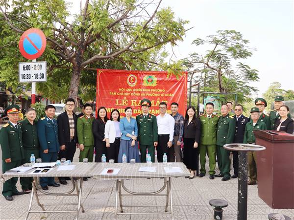 HỘI CỰU CHIẾN BINH PHỐI HỢP BAN CHỈ HUY CÔNG AN PHƯỜNG LÊ CHÂN RA MẮT MÔ HÌNH “DÂN VẬN KHÉO” TẠI KHU VỰC HỒ DƯ HÀNG VÀ CHỢ HÀNG