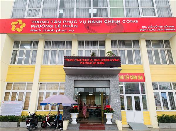 DANH SÁCH THÔNG TIN CÁN BỘ PHỤ TRÁCH LĨNH VỰC ĐĂNG KÝ KINH DOANH, LĨNH VỰC CẤP PHÉP KINH DOANH CÓ ĐIỀU KIỆN TẠI PHƯỜNG LÊ CHÂN