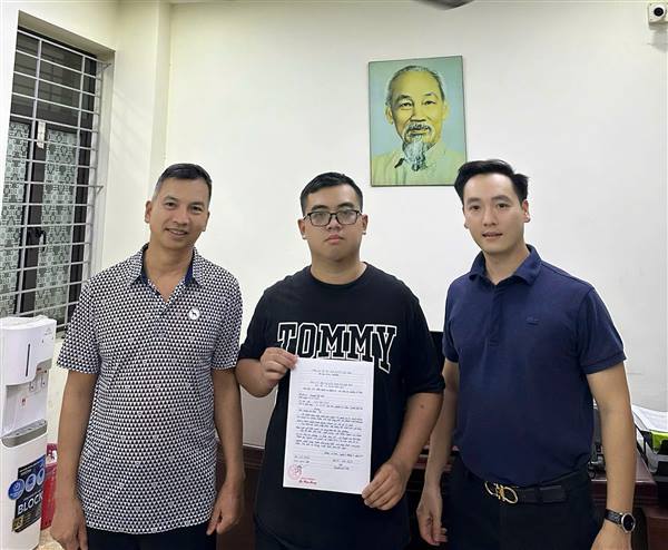 NGỌN LỬA TÌNH NGUYỆN CỦA  NGƯỜI THANH NIÊN LÊ CHÂN: NGUYỄN ĐỨC HIẾU - XUNG KÍCH, TÌNH NGUYỆN, VƯỢT KHÓ - VÌ TỔ QUỐC THIÊNG LIÊNG!