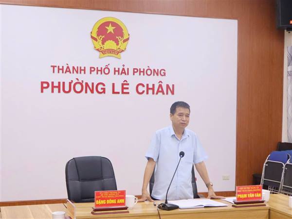 ỦY BAN NHÂN DÂN PHƯỜNG LÊ CHÂN TỔ CHỨC HỘI NGHỊ SƠ KẾT CÔNG TÁC QUÝ III; TRIỂN KHAI NHIỆM VỤ CÔNG TÁC QUÝ IV NĂM 2025.