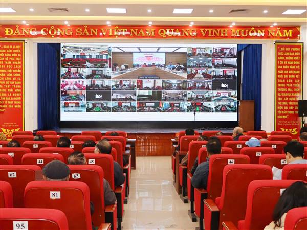 PHƯỜNG LÊ CHÂN TỔ CHỨC HỘI NGHỊ TRỰC TUYẾN TỔNG KẾT CÔNG TÁC TUYÊN GIÁO VÀ DÂN VẬN NĂM 2025, TRIỂN KHAI NHIỆM VỤ NĂM 2026