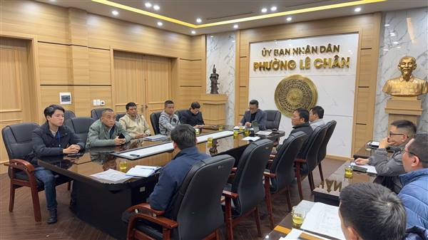 PHƯỜNG LÊ CHÂN HỌP THỐNG NHẤT NỘI DUNG DI CHUYỂN HỆ THỐNG HẠ TẦNG KỸ THUẬT PHỤC VỤ DỰ ÁN CHỈNH TRANG ĐÔ THỊ