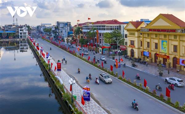 LẬP LẠI KỶ CƯƠNG ĐÔ THỊ – PHƯỜNG LÊ CHÂN SIẾT CHẶT TRẬT TỰ TUYẾN HỒ SEN – CẦU RÀO 2