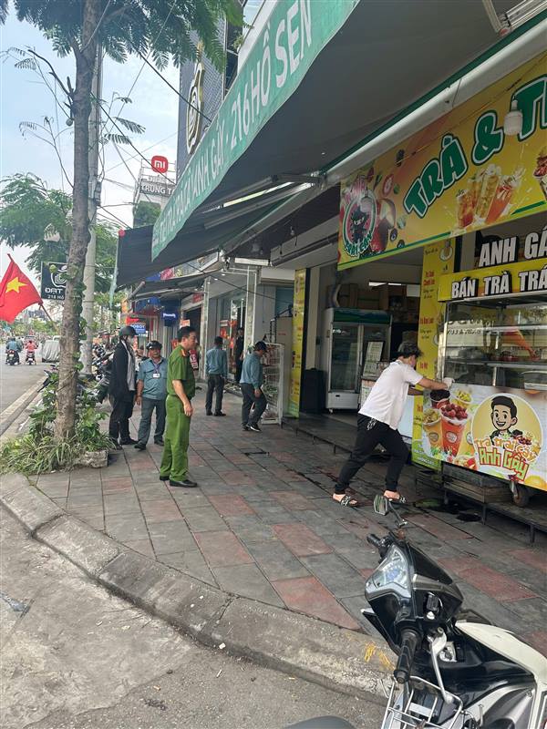 PHƯỜNG LÊ CHÂN TRIỂN KHAI THỰC HIỆN TUYẾN ĐƯỜNG KIỂU MẪU HỒ SEN - CẦU RÀO 2 ĐẢM BẢO TRẬT TỰ GIAO THÔNG, TRẬT TỰ ĐÔ THỊ, TRẬT TỰ CÔNG CỘNG, TRẬT TỰ ĐƯỜNG HÈ.