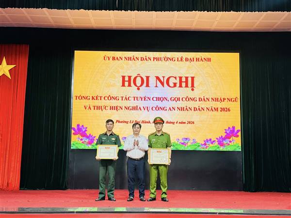 PHƯỜNG LÊ ĐẠI HÀNH TỔ CHỨC HỘI NGHỊ TỔNG KẾT CÔNG TÁC TUYỂN CHỌN, GỌI CÔNG DÂN NHẬP NGŨ NĂM 2026