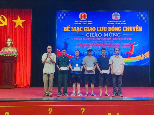 SÔI NỔI GIẢI BÓNG CHUYỀN HƠI NAM NGƯỜI CAO TUỔI PHƯỜNG LÊ ĐẠI HÀNH NĂM 2026