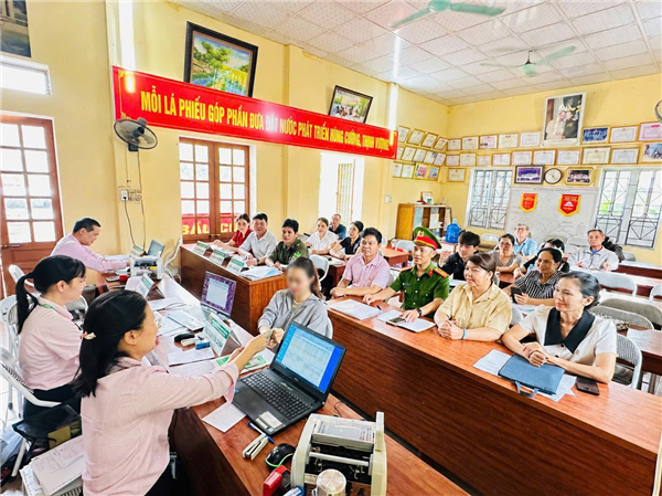 NGÂN HÀNG CHÍNH SÁCH XÃ HỘI CHÍ LINH GIẢI NGÂN KHOẢN VAY ĐẦU TIÊN HỖ TRỢ NGƯỜI SAU CAI NGHIỆN MA TÚY TÁI HÒA NHẬP CỘNG ĐỒNG THEO QUYẾT ĐỊNH SỐ 08/2026/QĐ-TTg.