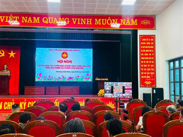 Phường Lê Đại Hành tổ chức điểm cầu trực tuyến Hội nghị sơ kết công tác tuyên giáo và dân vận 6 tháng đầu năm 2026