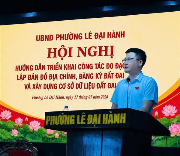 UBND PHƯỜNG LÊ ĐẠI HÀNH TỔ CHỨC HỘI NGHỊ HƯỚNG DẪN TRIỂN KHAI CÔNG TÁC ĐO ĐẠC, LẬP BẢN ĐỒ ĐỊA CHÍNH, ĐĂNG KÝ ĐẤT ĐAI VÀ XÂY DỰNG CƠ SỞ DỮ LIỆU ĐẤT ĐAI