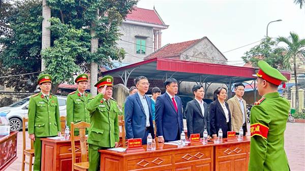 Công an Phường Lê Ích Mộc ra quân đợt cao điểm tấn công, trấn áp tội phạm bảo đảm an ninh, an toàn các sự kiện chính trị năm 2026