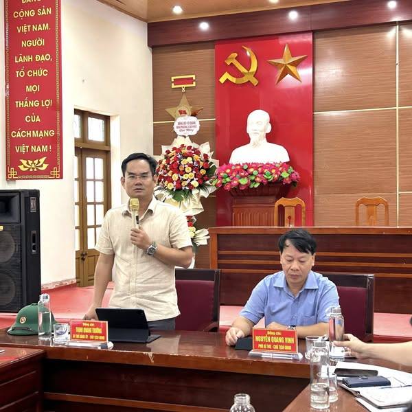Phường Lê Ích Mộc họp khẩn triển khai phương án ứng phó bão số 3 WIPHA
