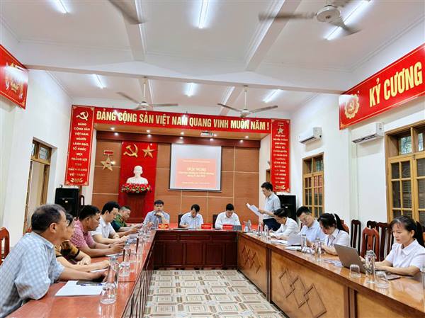 UBND phường Lê Ích Mộc tổ chức phiên họp thường kỳ tháng 8/2025