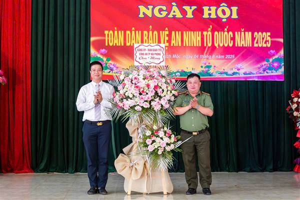Phường Lê Ích Mộc tập trung xây dựng thế trận an ninh Nhân dân vững chắc
